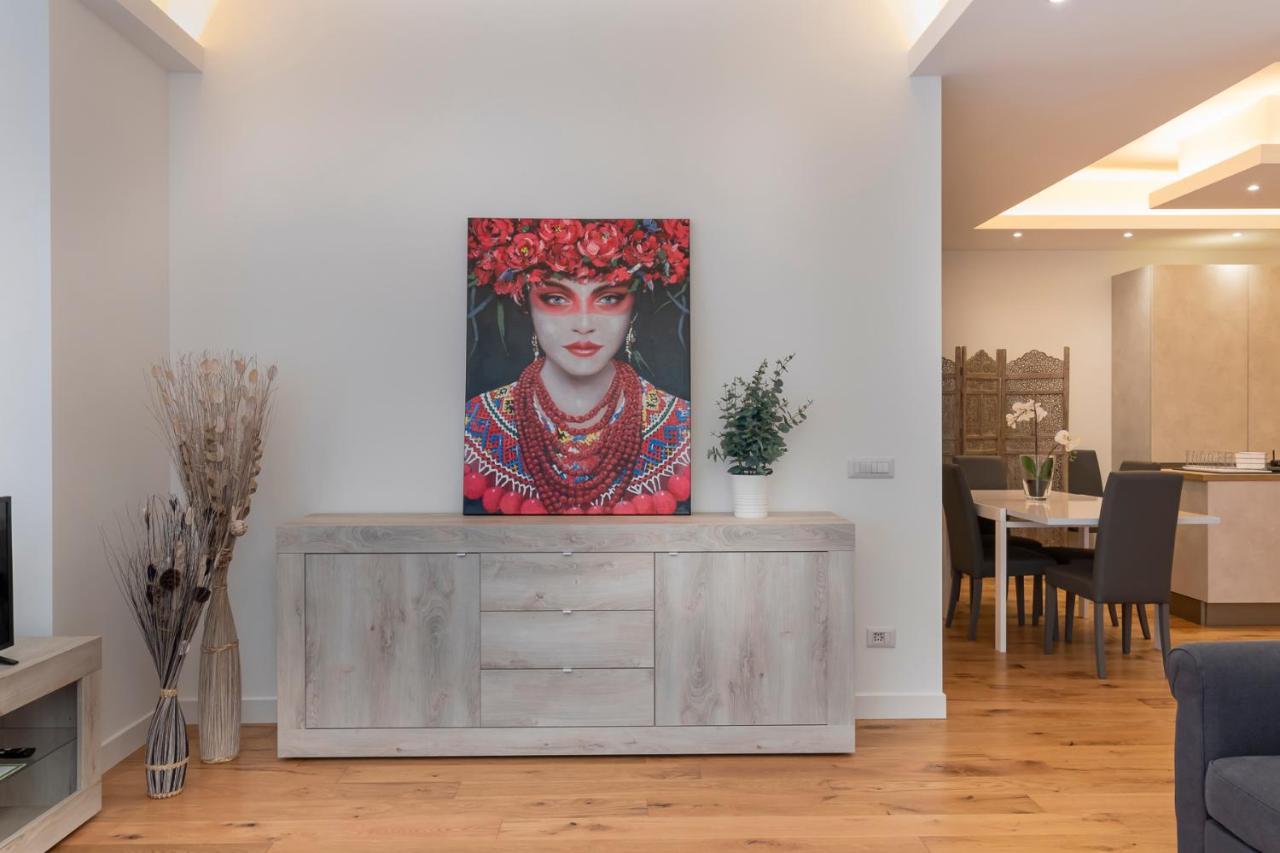Milan Center Apartment Studio - Porta Romana Luaran gambar