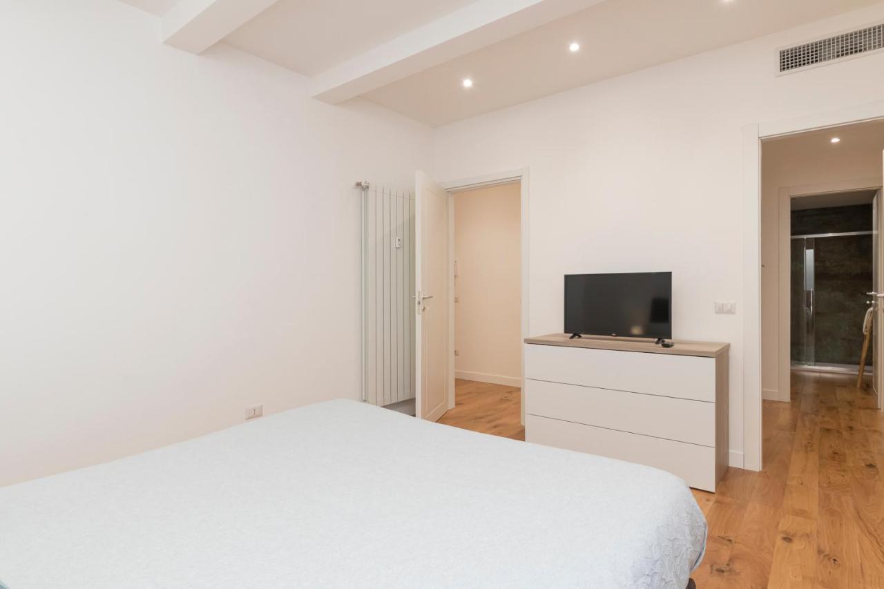 Milan Center Apartment Studio - Porta Romana Luaran gambar