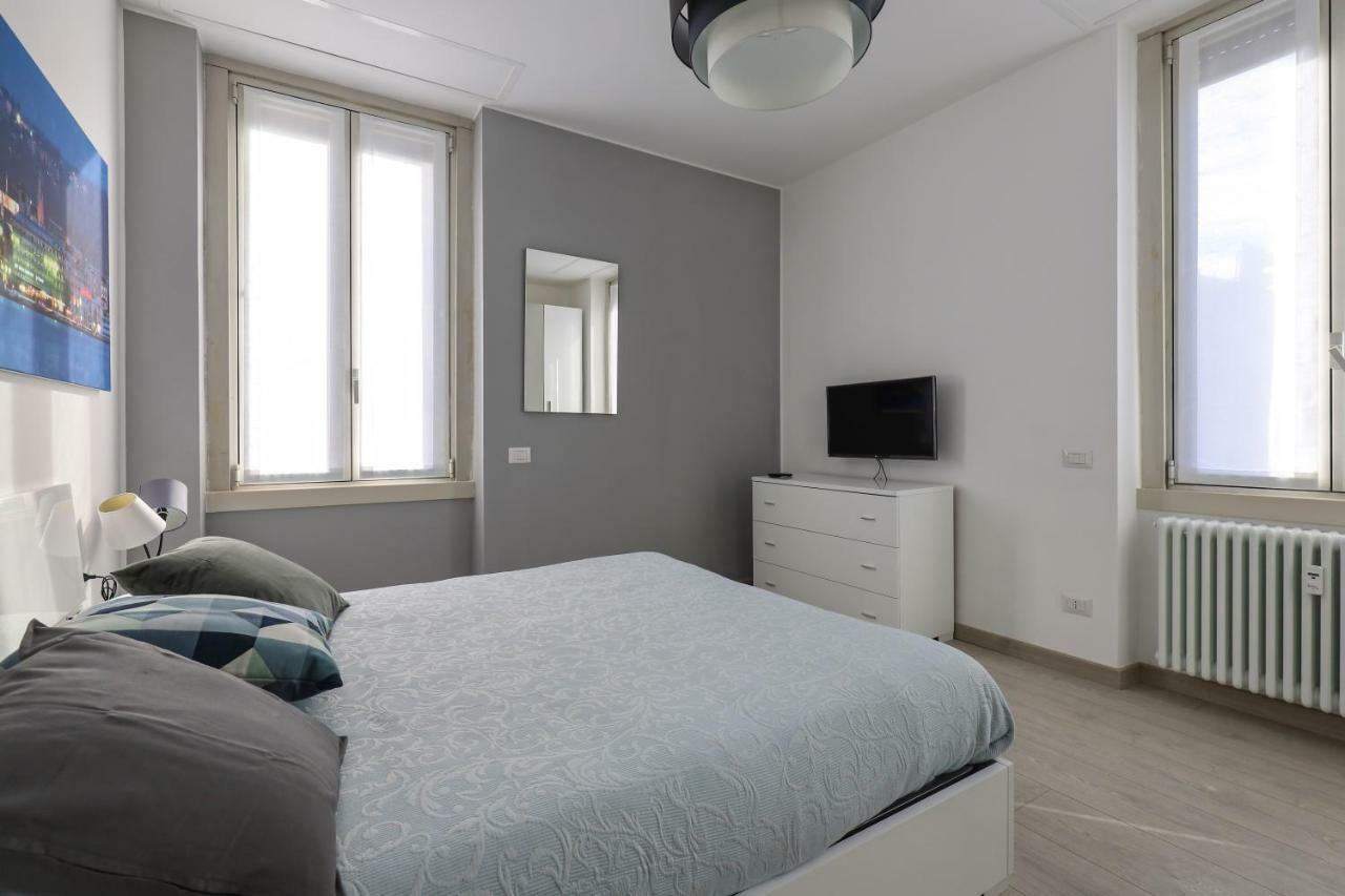 Milan Center Apartment Studio - Porta Romana Luaran gambar