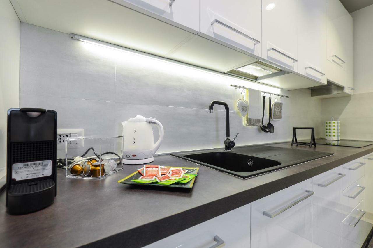Milan Center Apartment Studio - Porta Romana Luaran gambar