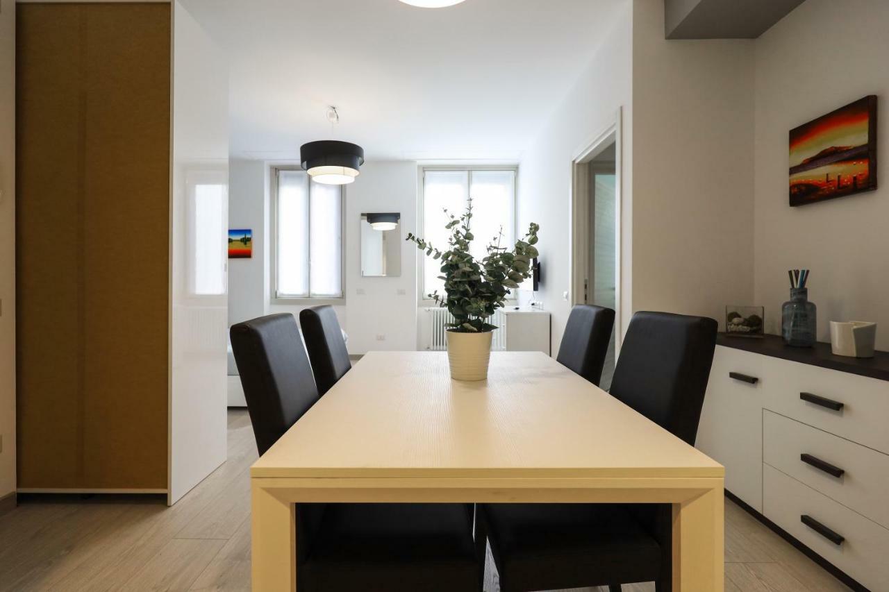 Milan Center Apartment Studio - Porta Romana Luaran gambar