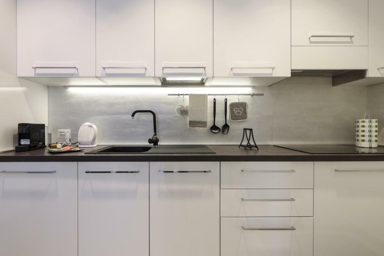 Milan Center Apartment Studio - Porta Romana Luaran gambar
